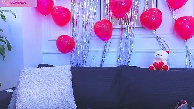 Daisy Price online show from 14, 2, 2026