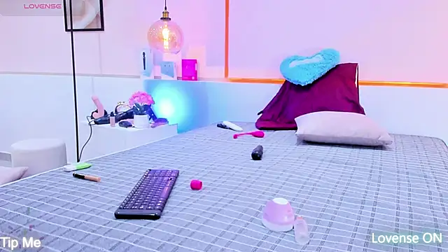 DollyBrowncc online show from 9, 3, 2026