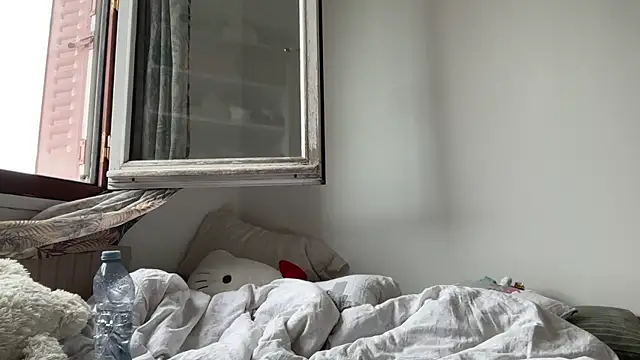 NIQUE TARAXX online show from 14, 9, 2025