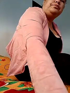 Snapshot of yaneth_ chatting on 17, 9, 2025 yaneth online show from 17, 9, 2025