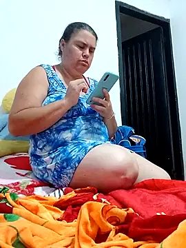 Snapshot of yaneth_ chatting on 28, 9, 2025 yaneth online show from 28, 9, 2025