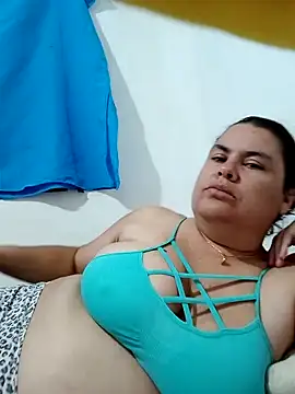 Snapshot of yaneth_ chatting on 17, 10, 2025 yaneth online show from 17, 10, 2025