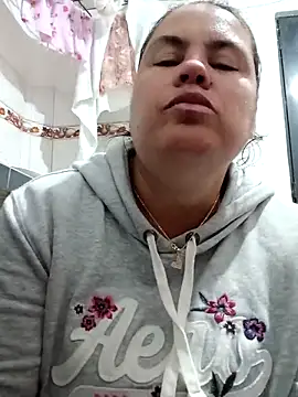 Snapshot of yaneth_ chatting on 19, 10, 2025 yaneth online show from 19, 10, 2025