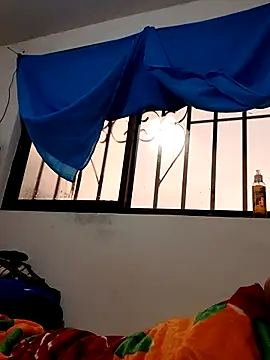 Snapshot of yaneth_ chatting on 22, 10, 2025 yaneth online show from 22, 10, 2025