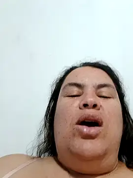 Snapshot of yaneth_ chatting on 3, 11, 2025 yaneth online show from 3, 11, 2025