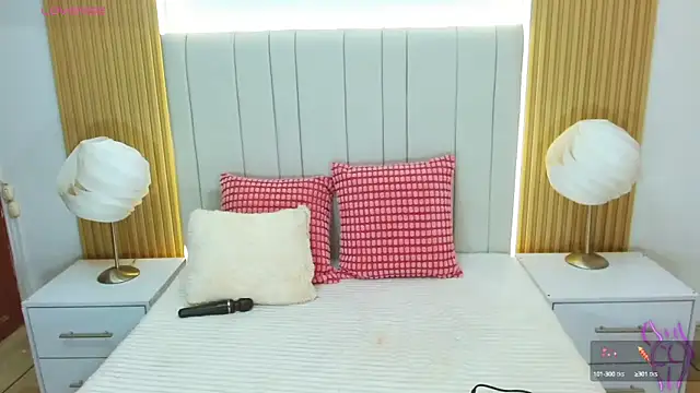 WildScarlet online show from 13, 9, 2025