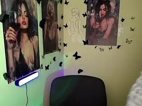 LadyAlice  online show from 10, 10, 2025