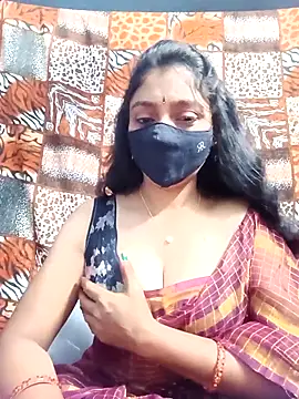 Snapshot of hotsana79 chatting on 3, 10, 2025 hotsana79 online show from 3, 10, 2025