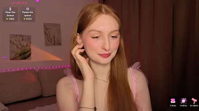 Betty Twinkle online show from 10, 11, 2025