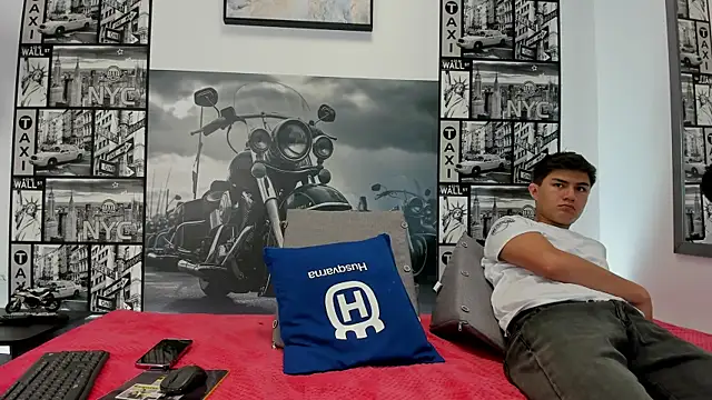 Light Haze online show from 27, 10, 2025