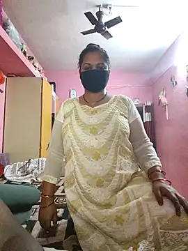 biggbobbsgirl online show from 2, 4, 2026