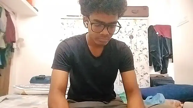 Snapshot of Rahulisagoodguy chatting on 6, 11, 2025 Rahulisagoodguy online show from 6, 11, 2025