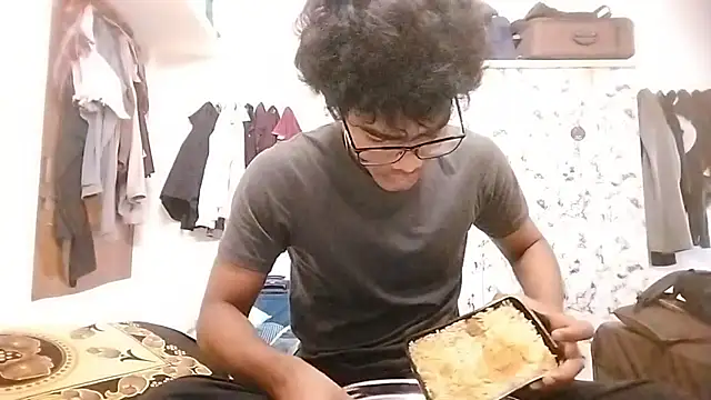 Snapshot of Rahulisagoodguy chatting on 18, 12, 2025 Rahulisagoodguy online show from 18, 12, 2025