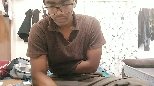 Snapshot of Rahulisagoodguy chatting on 18, 1, 2026 Rahulisagoodguy online show from 18, 1, 2026