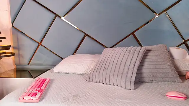 marcela rojas online show from 16, 10, 2025