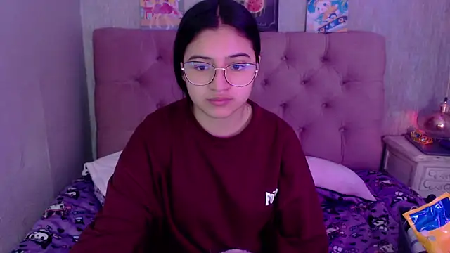 laurenelove online show from 17, 9, 2025