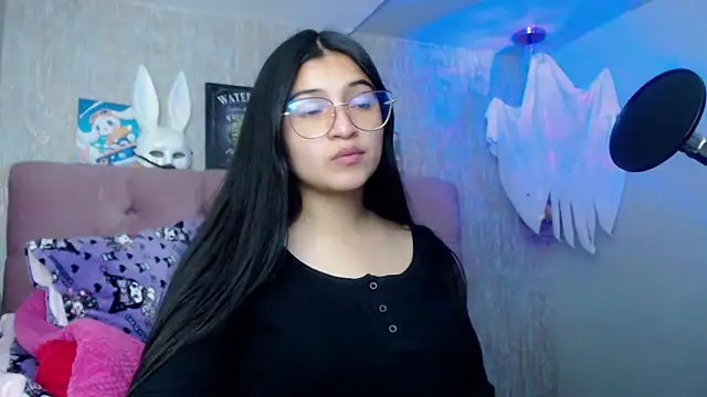 laurenelove online show from 1, 11, 2025