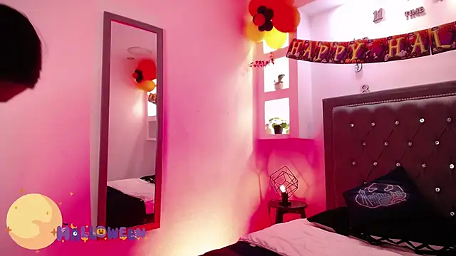 MelissaRhodes online show from 30, 10, 2025