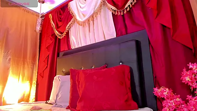 Snapshot of bloom_bbc chatting on 14, 12, 2025 bloom bbc online show from 14, 12, 2025