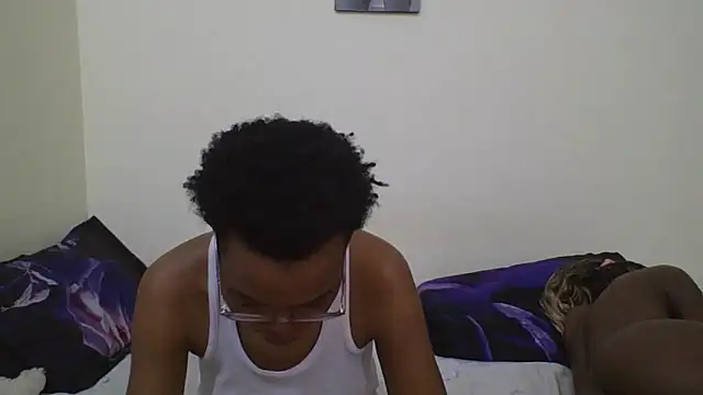 Snapshot of Sexy_Dymme chatting on 15, 11, 2025 Sexy Dymme online show from 15, 11, 2025