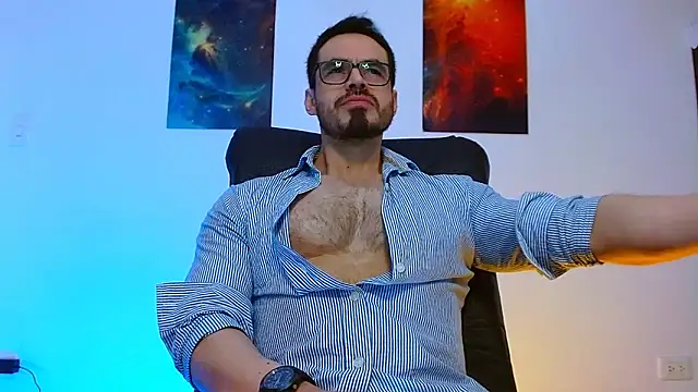 Axel Lover online show from 24, 10, 2025