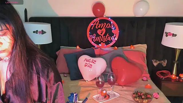 kiraGeiner online show from 20, 9, 2025