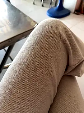 Snapshot of sharon-Hanna chatting on 15, 11, 2025 sharon-Hanna online show from 15, 11, 2025