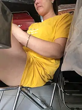 Snapshot of sharon-Hanna chatting on 17, 11, 2025 sharon-Hanna online show from 17, 11, 2025