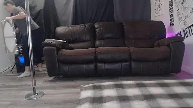 thewildechase online show from 23, 12, 2025