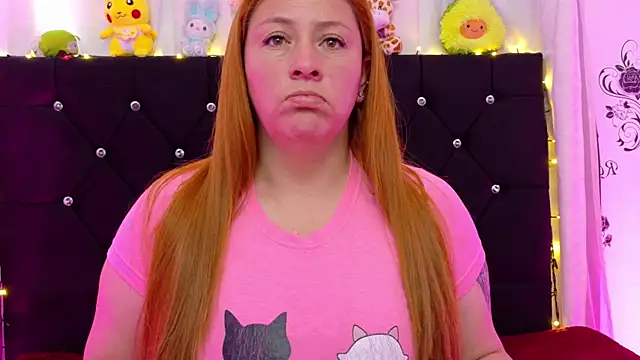 Snapshot of queen_marifer chatting on 11, 10, 2025 queen marifer online show from 11, 10, 2025