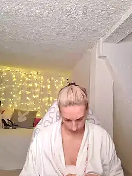 SexyJulia21 online show from 14, 12, 2024