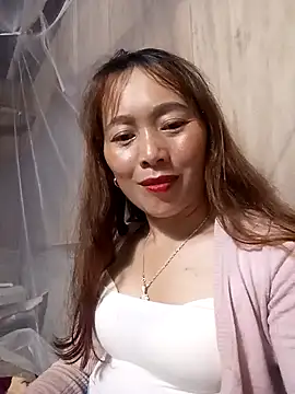 Snapshot of Bianly chatting on 8, 11, 2025 Bianly online show from 8, 11, 2025