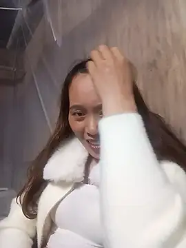 Snapshot of Bianly chatting on 13, 11, 2025 Bianly online show from 13, 11, 2025