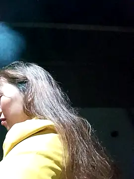 Snapshot of Bianly chatting on 15, 12, 2025 Bianly online show from 15, 12, 2025