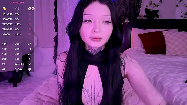 Snapshot of Lein_Bone chatting on 24, 11, 2025 Lein Bone online show from 24, 11, 2025