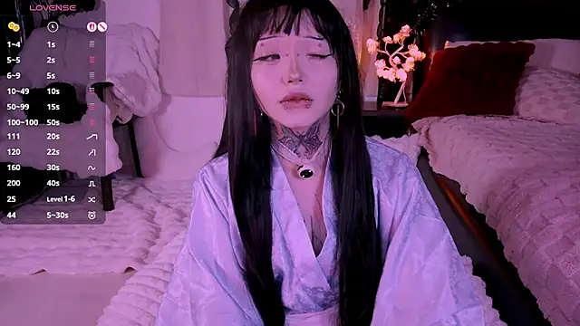 Snapshot of Lein_Bone chatting on 20, 12, 2025 Lein Bone online show from 20, 12, 2025