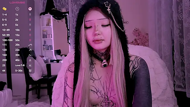 Lein Bone online show from 4, 4, 2026