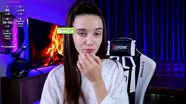 Snapshot of laxyflaxyy chatting on 1, 10, 2025 laxyflaxyy online show from 1, 10, 2025