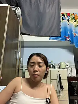 Snapshot of Minee1202 chatting on 23, 5, 2026 Minee1202 online show from 23, 5, 2026