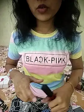 Snapshot of Snaya-baby chatting on 28, 11, 2025 Snaya-baby online show from 28, 11, 2025