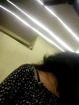 Snapshot of Snaya-baby chatting on 13, 12, 2025 Snaya-baby online show from 13, 12, 2025