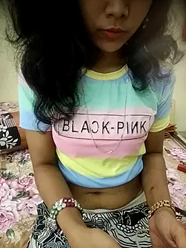 Snapshot of Snaya-baby chatting on 18, 12, 2025 Snaya-baby online show from 18, 12, 2025