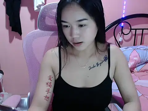 Snapshot of Wynxx chatting on 12, 10, 2025 Wynxx online show from 12, 10, 2025