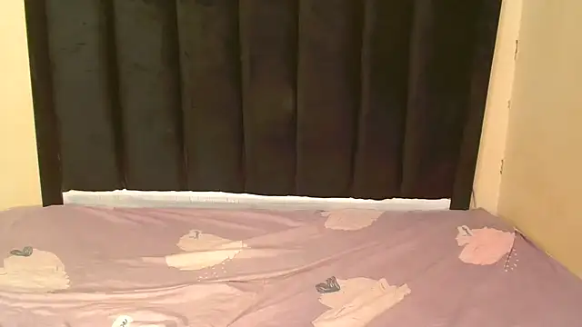 Snapshot of AmazingDarkDoll chatting on 12, 10, 2025 AmazingDarkDoll online show from 12, 10, 2025