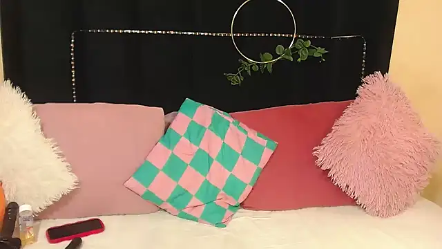 Snapshot of AmazingDarkDoll chatting on 23, 11, 2025 AmazingDarkDoll online show from 23, 11, 2025