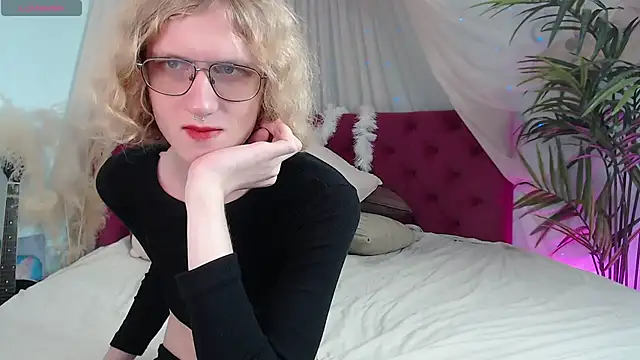 Snapshot of HarryBrain_ chatting on 1, 11, 2025 HarryBrain  online show from 1, 11, 2025