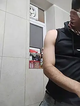 mrmasseur06 online show from 10, 6, 2026