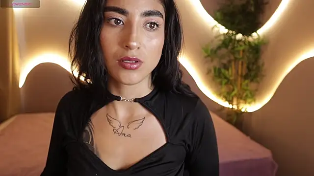 Emma and Issac online show from 19, 3, 2026