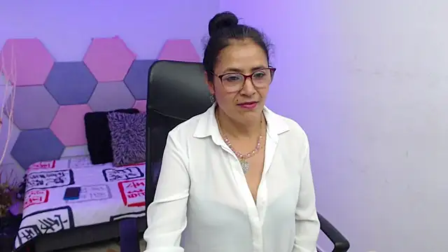 AmandaPeet online show from 6, 11, 2025