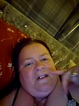 Snapshot of Stripmummydaddy19 chatting on 20, 9, 2025 Stripmummydaddy19 online show from 20, 9, 2025